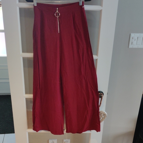 Elegant Red Wide-Leg Pants - Picture 1 of 6